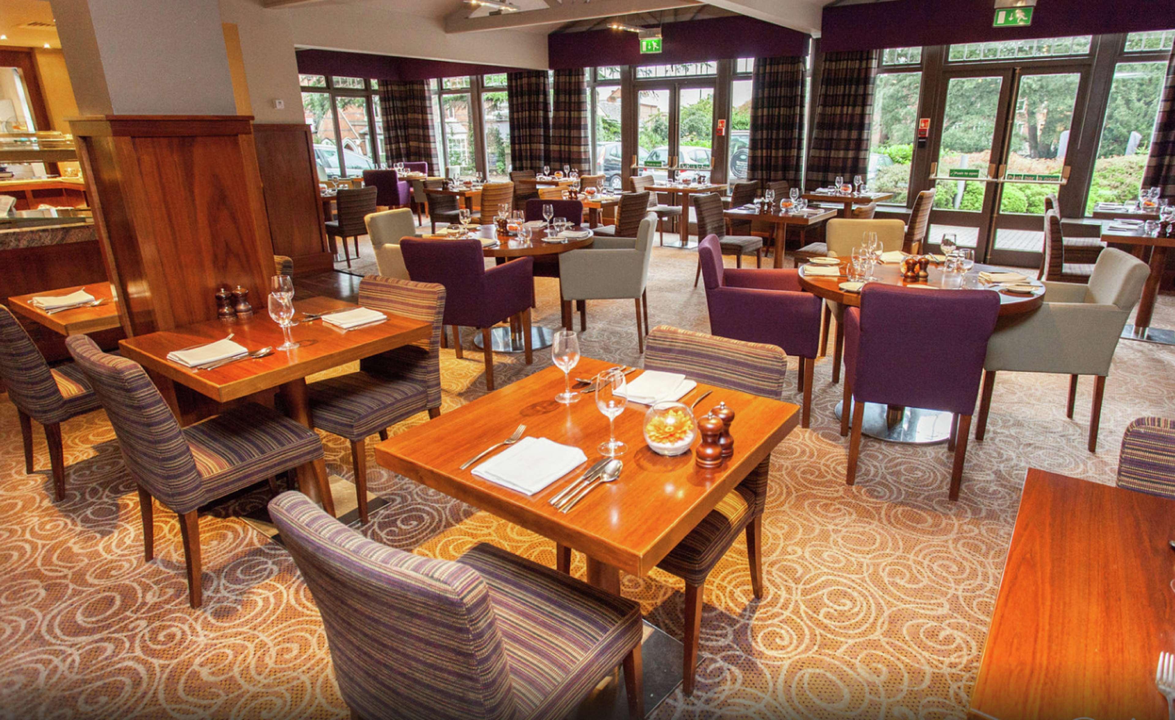 Hotel Doubletree By Hilton Stratford-Upon-Avon, United Kingdom Exterior foto