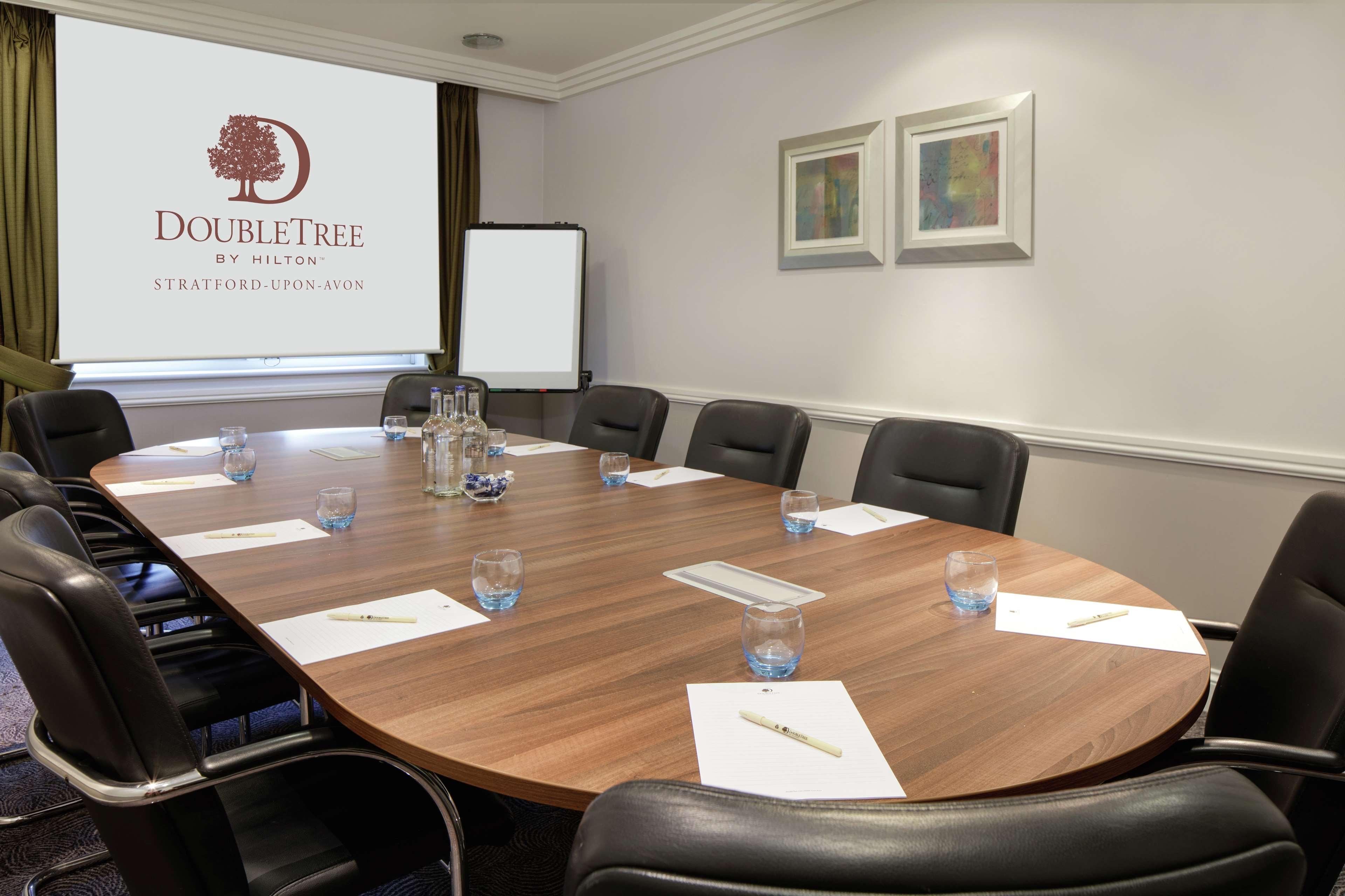 Hotel Doubletree By Hilton Stratford-Upon-Avon, United Kingdom Exterior foto
