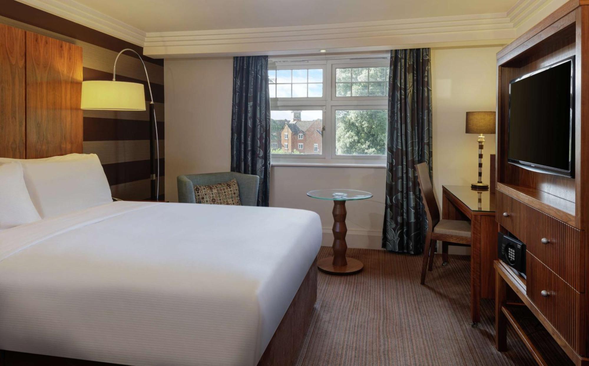 Hotel Doubletree By Hilton Stratford-Upon-Avon, United Kingdom Exterior foto