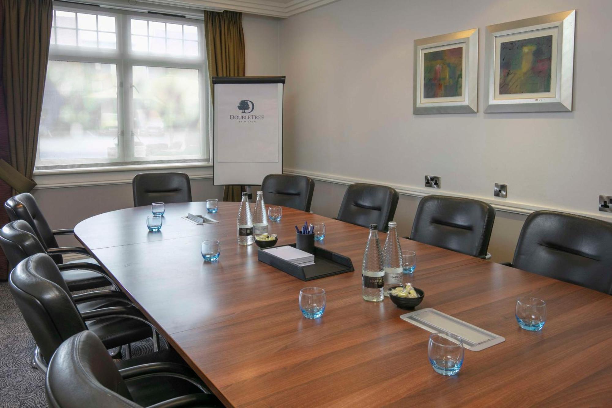 Hotel Doubletree By Hilton Stratford-Upon-Avon, United Kingdom Exterior foto