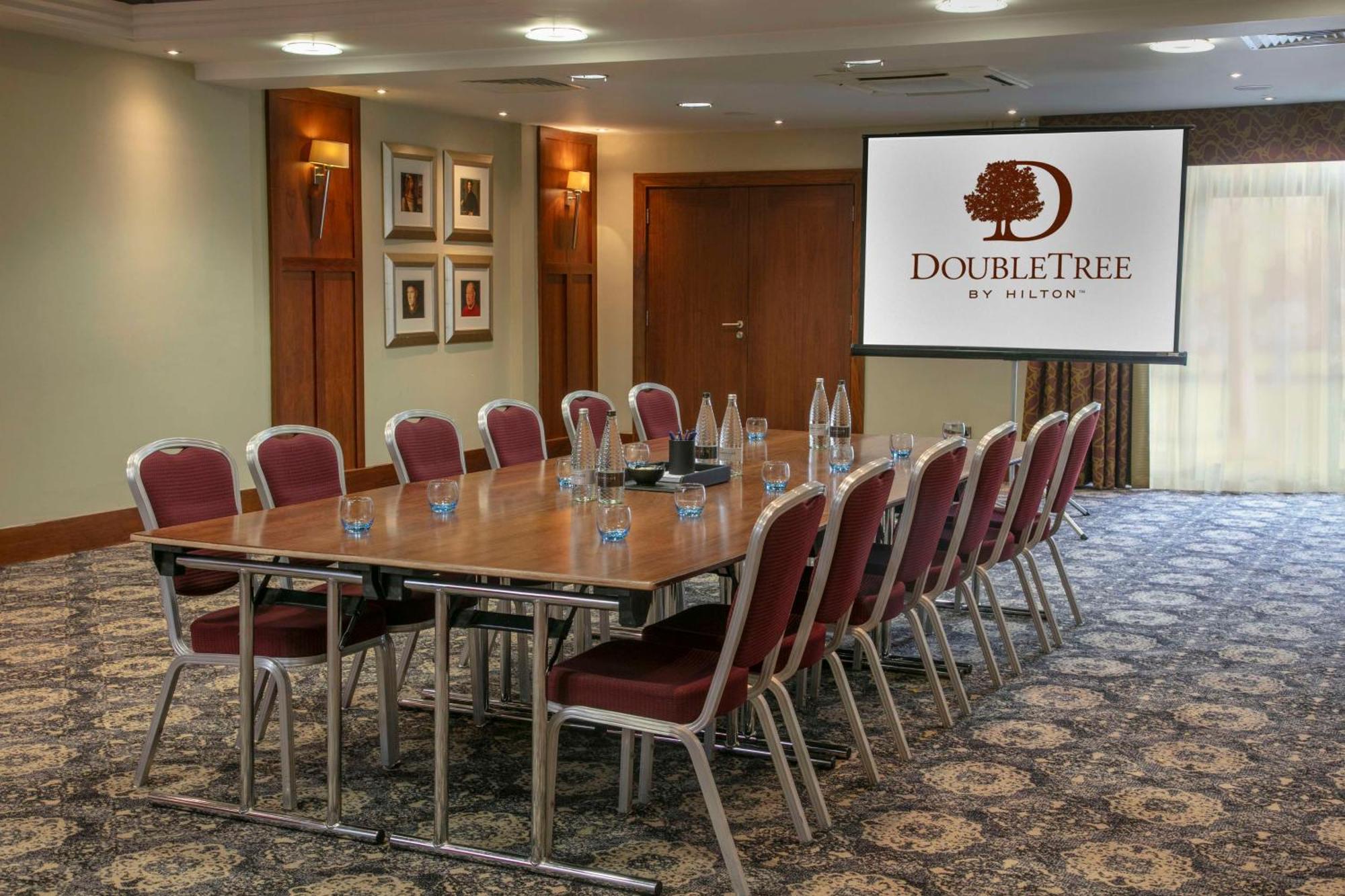 Hotel Doubletree By Hilton Stratford-Upon-Avon, United Kingdom Exterior foto