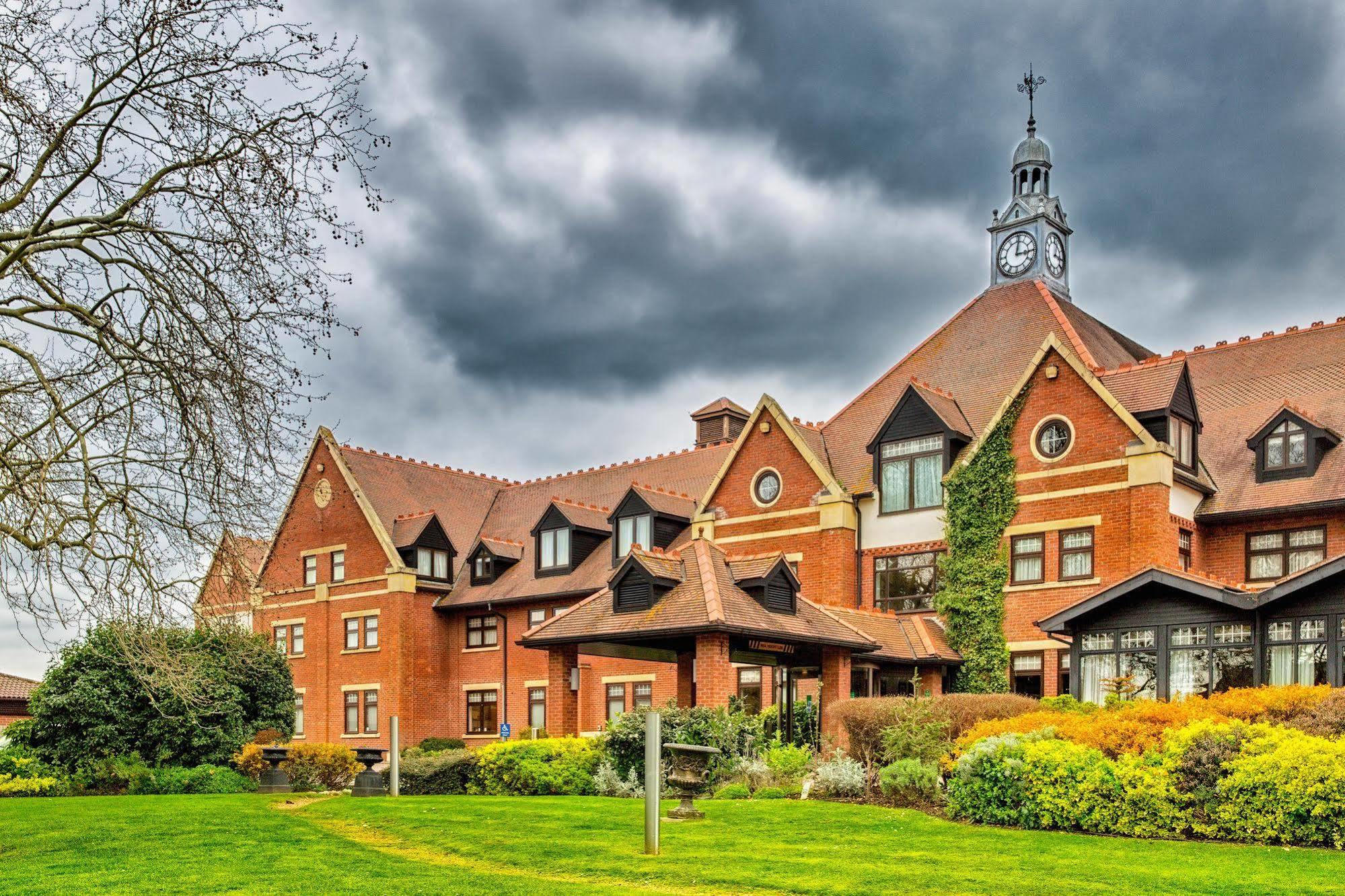 Hotel Doubletree By Hilton Stratford-Upon-Avon, United Kingdom Exterior foto