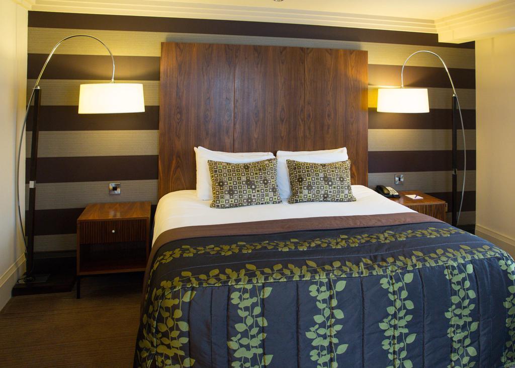 Hotel Doubletree By Hilton Stratford-Upon-Avon, United Kingdom Exterior foto